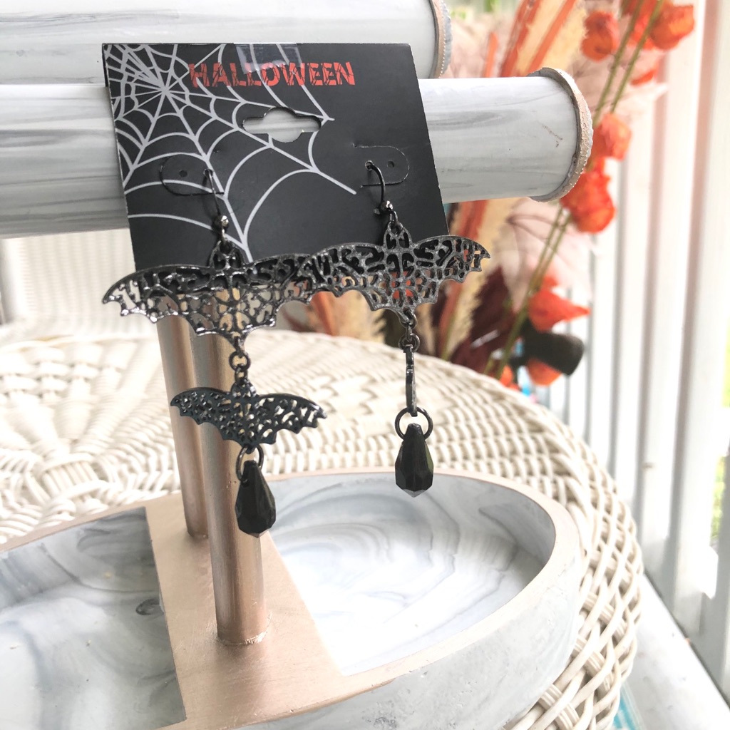 Gothic Style Bat Earrings 12$